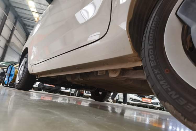 Used Wuling Hongguang MINIEV 2022 Macaron Premium Model – Lithium Iron Phosphate Left Side Sill