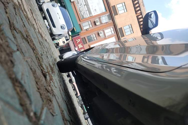 Used Wuling Hongguang MINIEV 2022 Macaron Fashion Model Lithium Iron Phosphate Left Side Sill