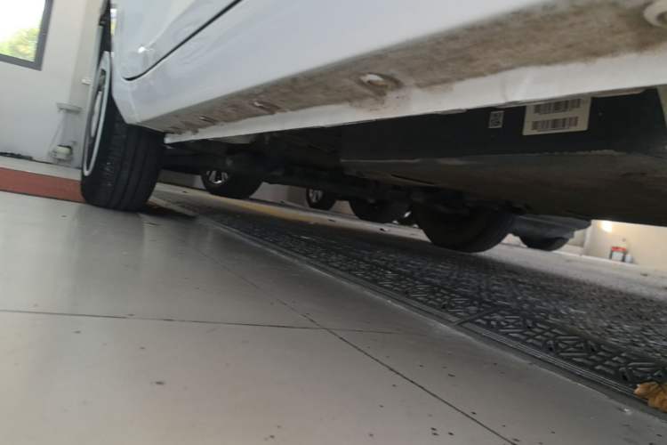Used Wuling Hongguang MINIEV 2022 Zizai Version Lithium Iron Phosphate Left Side Sill