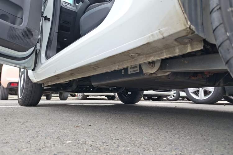 Used Wuling Hongguang MINIEV 2022 Easy Version Lithium Iron Phosphate Left Side Sill