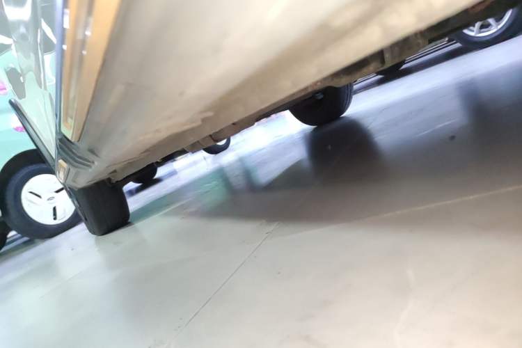 Used Wuling Hongguang MINIEV 2022 GAMEBOY 200km Gaming Edition with Lithium Iron Phosphate Left Side Sill