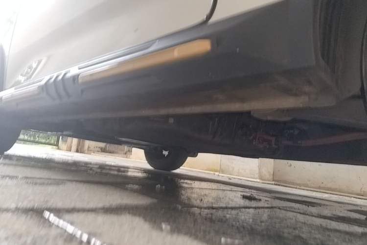 Used Wuling Hongguang MINIEV 2022 GAMEBOY 200km Gaming Edition with Lithium Iron Phosphate Left Side Sill