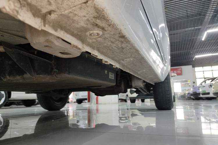 Used Wuling Hongguang MINIEV 2022 Zizai Version Lithium-NMC Left Side Sill