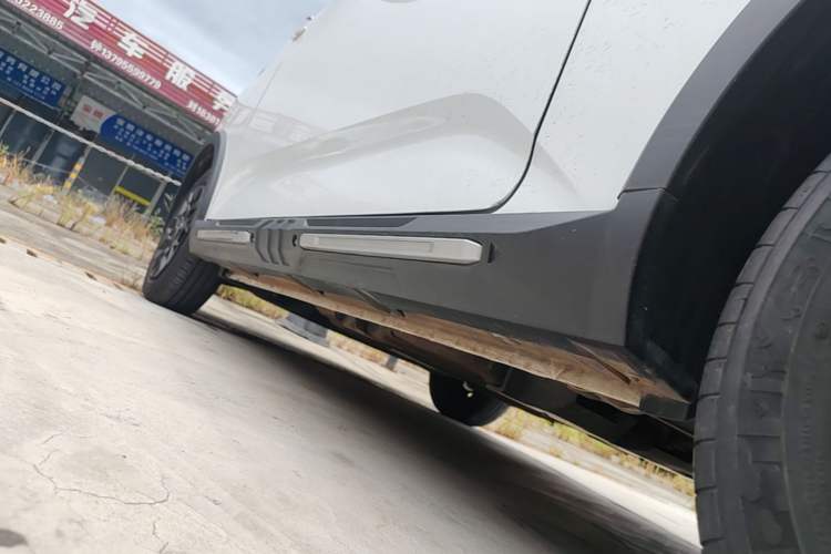 Used Wuling Hongguang MINIEV 2022 GAMEBOY 300km Enthusiast Model with Lithium Iron Phosphate Left Side Sill