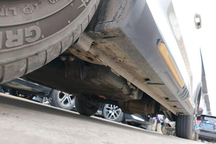 Used Wuling Hongguang MINIEV 2022 GAMEBOY 200km Gaming Edition with Lithium Iron Phosphate Left Side Sill
