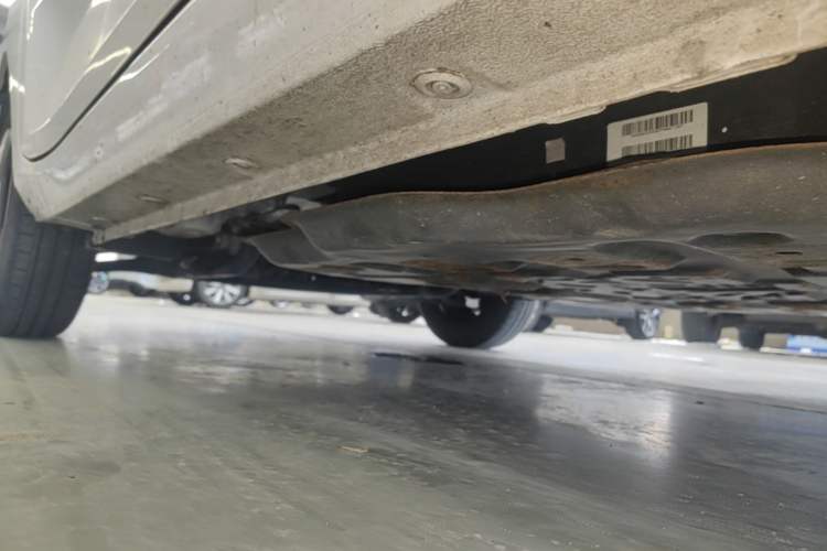 Used Wuling Hongguang MINIEV 2022 Zizai Version Lithium-NMC Left Side Sill