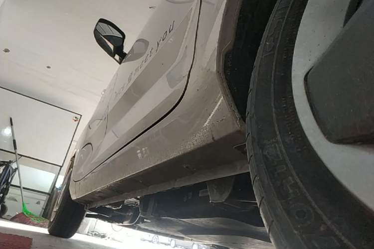 Used Wuling Hongguang MINIEV 2022 Macaron Premium Model – Lithium Iron Phosphate Left Side Sill