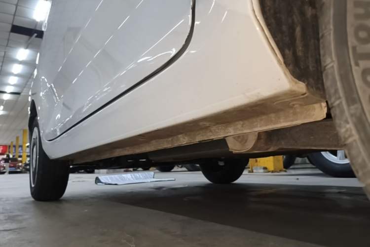 Used Wuling Hongguang MINIEV 2022 Easy Version Lithium Iron Phosphate Left Side Sill