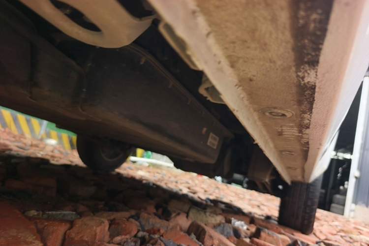 Used Wuling Hongguang MINIEV 2022 Zizai Version Lithium Iron Phosphate Left Side Sill