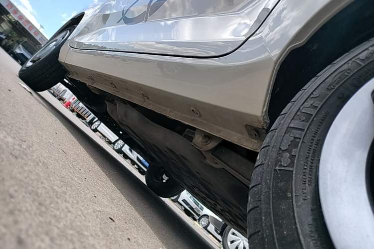 Used Wuling Hongguang MINIEV 2022 Macaron Fashion Edition Lithium-Nickel-Cobalt-Alpha-oxide Left Side Sill