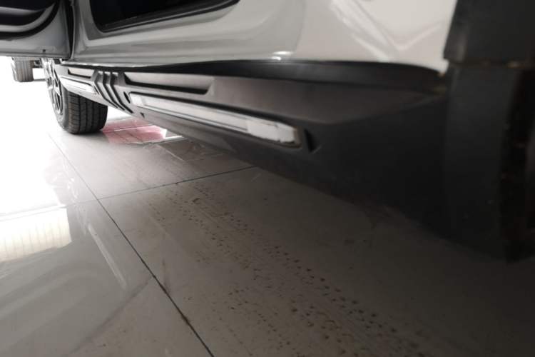 Used Wuling Hongguang MINIEV 2022 GAMEBOY 300km Enthusiast Model with Lithium Iron Phosphate Left Side Sill