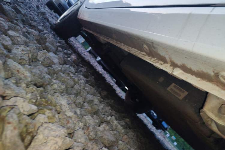 Used Wuling Hongguang MINIEV 2022 Macaron Fashion Model Lithium Iron Phosphate Left Side Sill