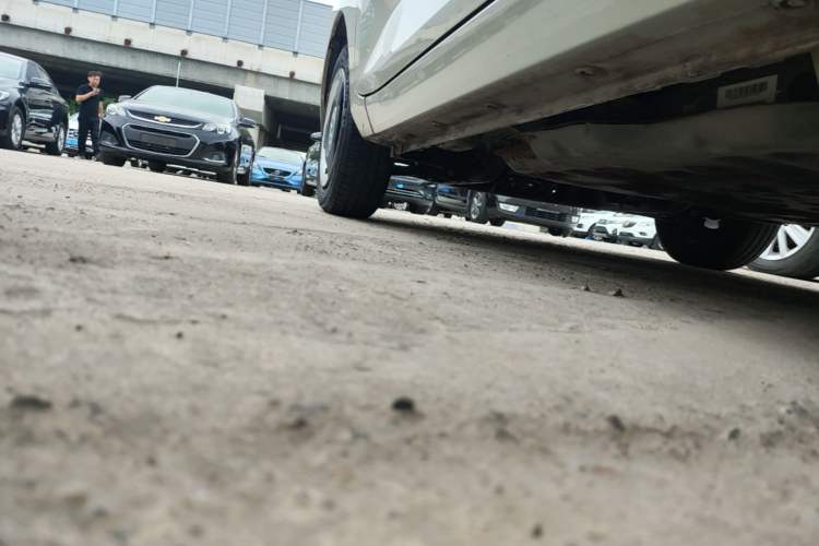 Used Wuling Hongguang MINIEV 2022 Macaron Premium Model – Lithium Iron Phosphate Left Side Sill