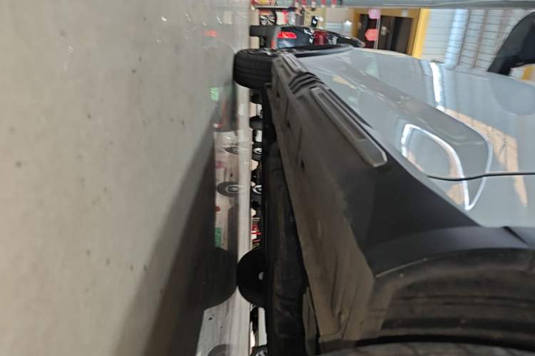 Used Wuling Hongguang MINIEV 2022 GAMEBOY 300km Enthusiast Model with Lithium Iron Phosphate Left Side Sill