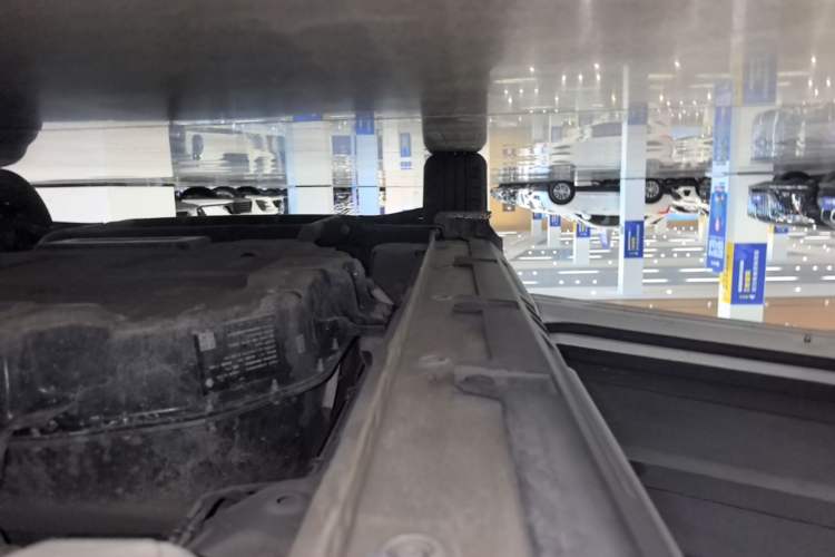 Used Wuling Hongguang MINIEV 2022 GAMEBOY 200km Gaming Edition with Lithium Iron Phosphate Left Side Sill