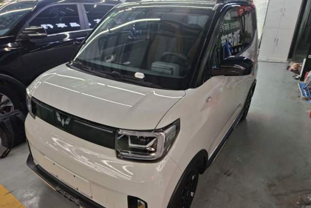 Ojetý Wuling Hongguang MINIEV 2022 GAMEBOY 200km Gaming Edition with Lithium Iron Phosphate