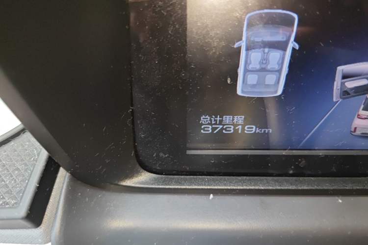 Used Wuling Hongguang MINIEV 2022 GAMEBOY 200km Gaming Edition with Lithium Iron Phosphate Odometer Close Up