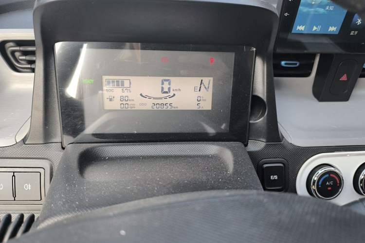 Used Wuling Hongguang MINIEV 2022 Easy Version Lithium-NMC Odometer Close Up