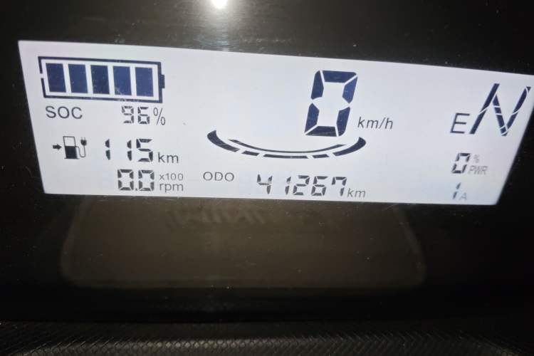 Used Wuling Hongguang MINIEV 2022 Easy Version Lithium Iron Phosphate Odometer Close Up