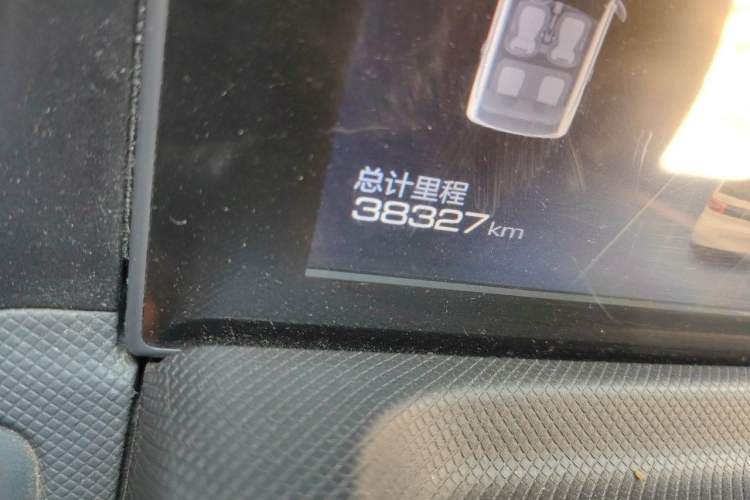 Used Wuling Hongguang MINIEV 2022 Macaron Premium Model – Lithium Iron Phosphate Odometer Close Up