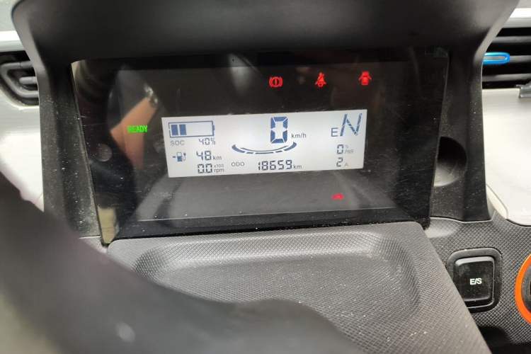 Used Wuling Hongguang MINIEV 2022 Easy Version Lithium Iron Phosphate Odometer Close Up