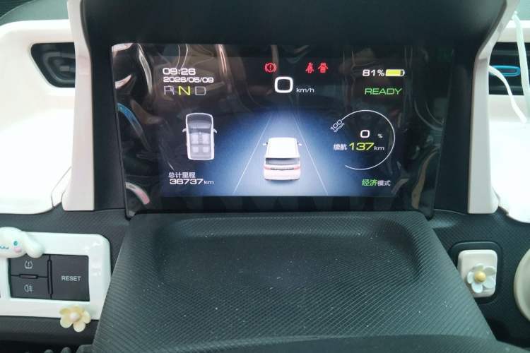 Used Wuling Hongguang MINIEV 2022 Enjoy Edition Lithium-Ion Battery Odometer Close Up
