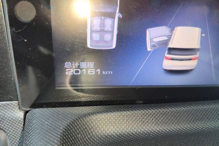 Used Wuling Hongguang MINIEV 2022 Macaron Premium Model – Lithium Iron Phosphate Odometer Close Up