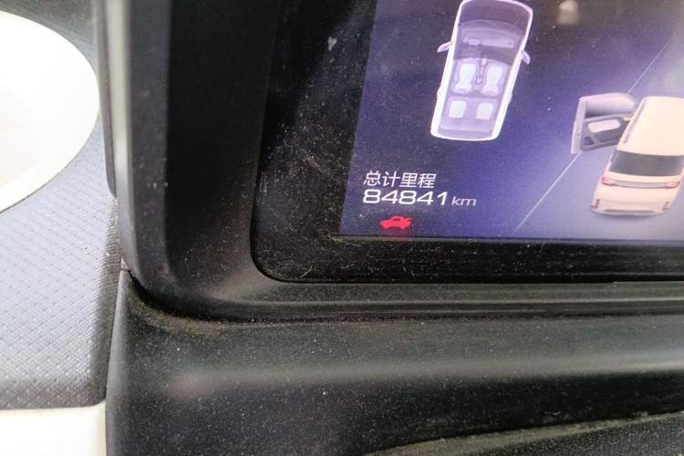Used Wuling Hongguang MINIEV 2022 GAMEBOY 300km Enthusiast Model with Lithium Iron Phosphate Odometer Close Up