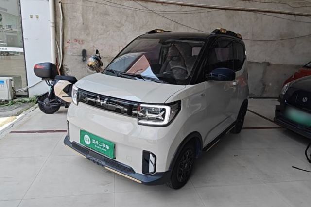 Ojetý Wuling Hongguang MINIEV 2022 GAMEBOY 200km Gaming Edition with Lithium Iron Phosphate