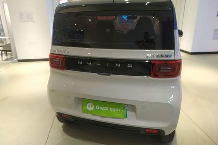 Used Wuling Hongguang MINIEV 2022 Macaron Fashion Edition Lithium-Nickel-Cobalt-Alpha-oxide Rear