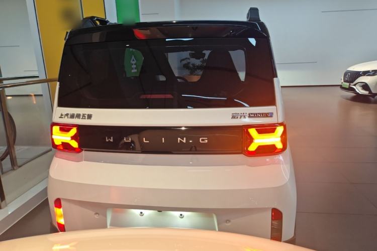 Used Wuling Hongguang MINIEV 2022 GAMEBOY 200km Gaming Edition with Lithium Iron Phosphate Rear