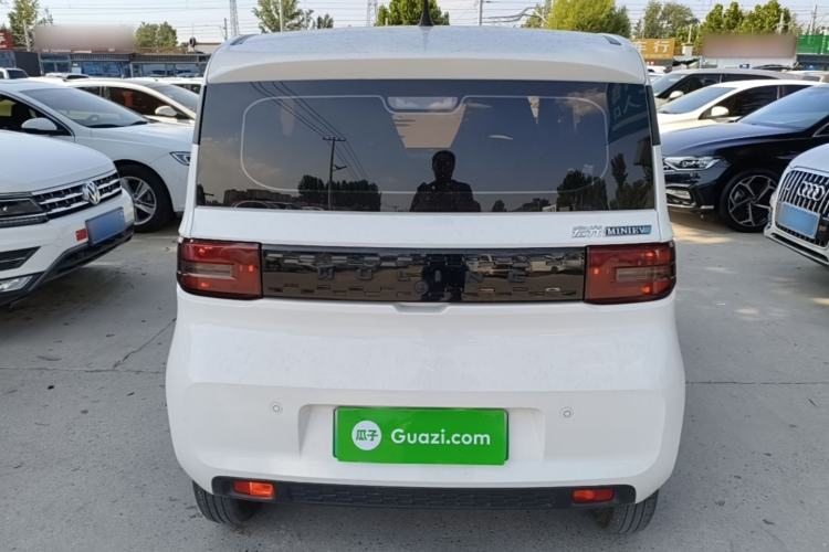 Used Wuling Hongguang MINIEV 2022 Macaron Fashion Model Lithium Iron Phosphate Rear