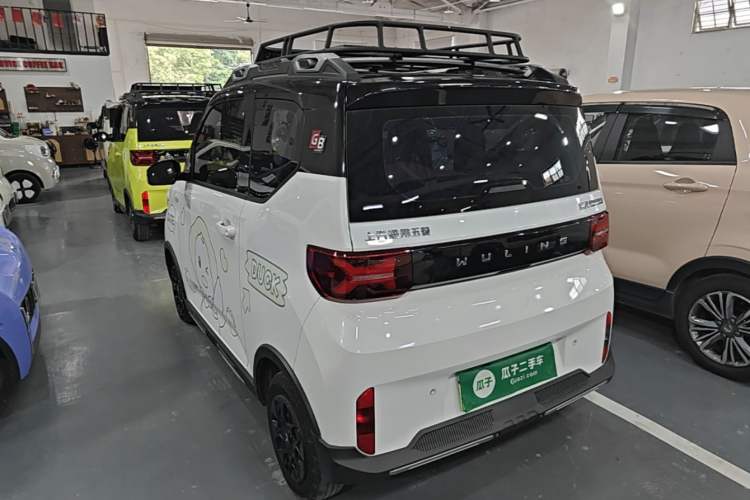 Used Wuling Hongguang MINIEV 2022 GAMEBOY 300km Enthusiast Model with Lithium Iron Phosphate Rear Left 45 Deg