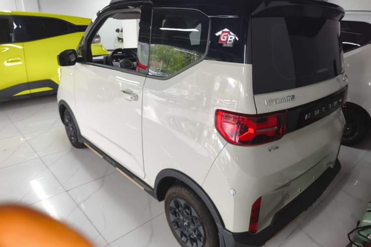Used Wuling Hongguang MINIEV 2022 GAMEBOY 200km Gaming Edition with Lithium Iron Phosphate Rear Left 45 Deg