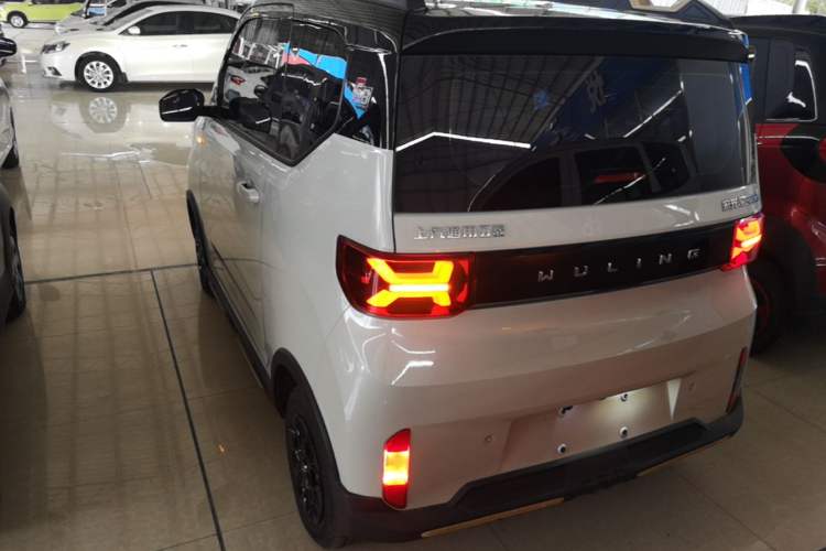 Used Wuling Hongguang MINIEV 2022 GAMEBOY 200km Gaming Edition with Lithium Iron Phosphate Rear