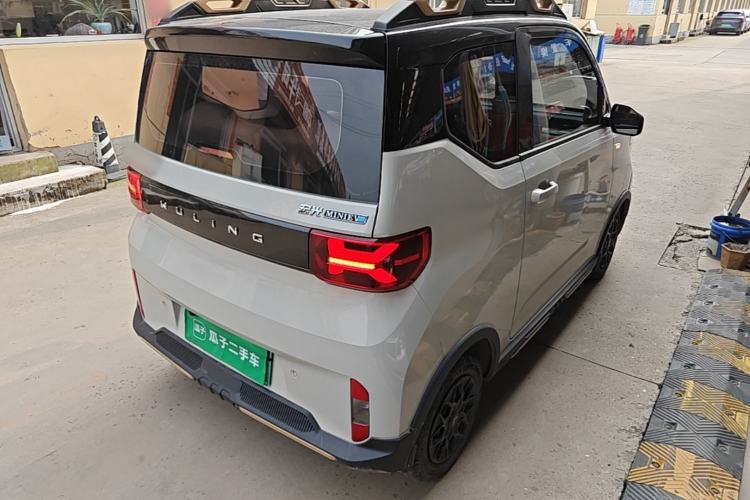 Used Wuling Hongguang MINIEV 2022 GAMEBOY 300km Enthusiast Model with Lithium Iron Phosphate Rear Right 45 Deg