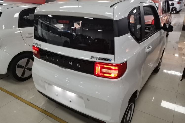 Used Wuling Hongguang MINIEV 2022 Macaron Fashion Model Lithium Iron Phosphate Rear Right 45 Deg