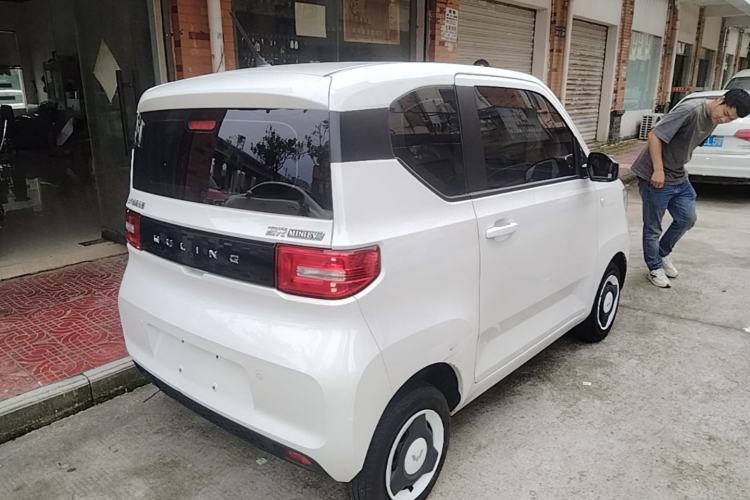 Used Wuling Hongguang MINIEV 2022 Zizai Version Lithium Iron Phosphate Rear Right 45 Deg