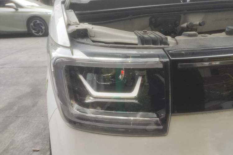 Used Wuling Hongguang MINIEV 2022 GAMEBOY 200km Gaming Edition with Lithium Iron Phosphate Right Front Headlight