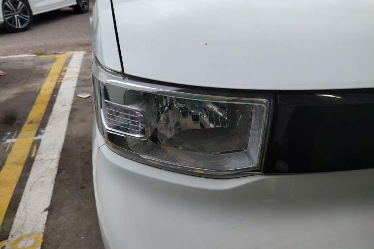 Used Wuling Hongguang MINIEV 2022 Enjoy Edition Lithium Iron Phosphate Right Front Headlight