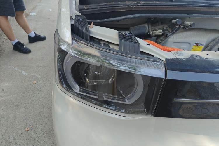 Used Wuling Hongguang MINIEV 2022 Macaron Fashion Model Lithium Iron Phosphate Right Front Headlight