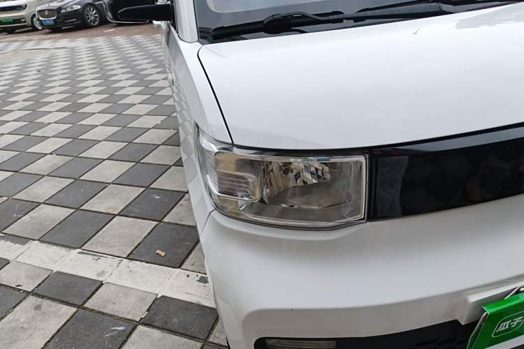 Used Wuling Hongguang MINIEV 2022 Enjoy Edition Lithium Iron Phosphate Right Front Headlight