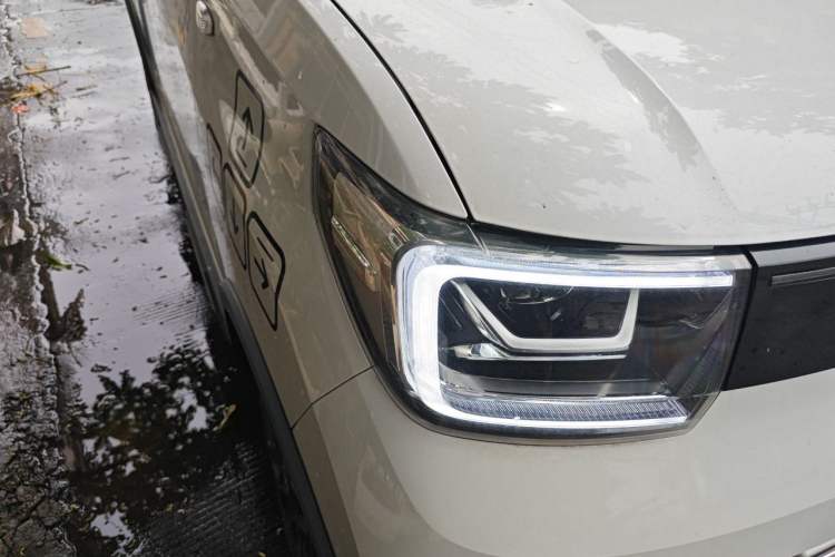 Used Wuling Hongguang MINIEV 2022 GAMEBOY 200km Gaming Edition with Lithium Iron Phosphate Right Front Headlight
