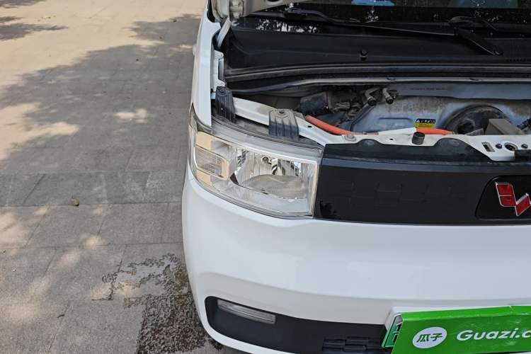 Used Wuling Hongguang MINIEV 2022 Zizai Version Lithium Iron Phosphate Right Front Headlight