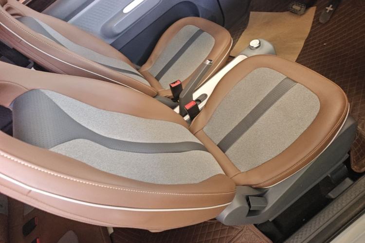 Used Wuling Hongguang MINIEV 2022 GAMEBOY 200km Gaming Edition with Lithium Iron Phosphate Right Front Seat