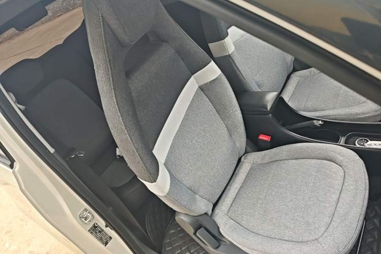 Used Wuling Hongguang MINIEV 2022 Macaron Premium Model – Lithium Iron Phosphate Right Front Seat