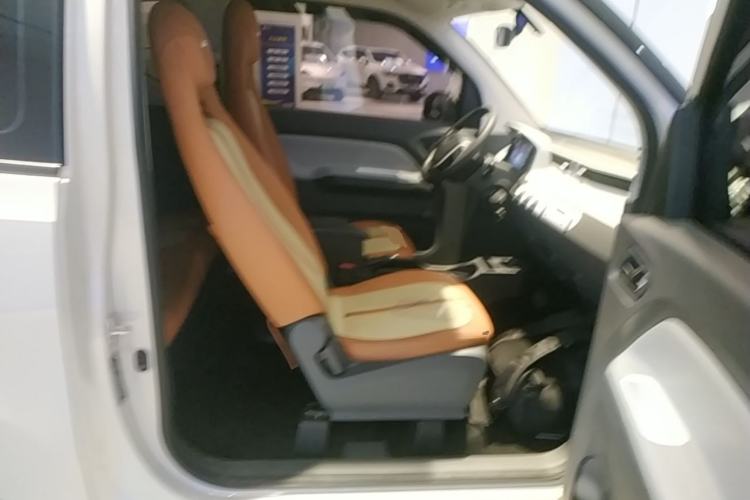 Used Wuling Hongguang MINIEV 2022 Macaron Fashion Edition Lithium-Nickel-Cobalt-Alpha-oxide Right Front Seat