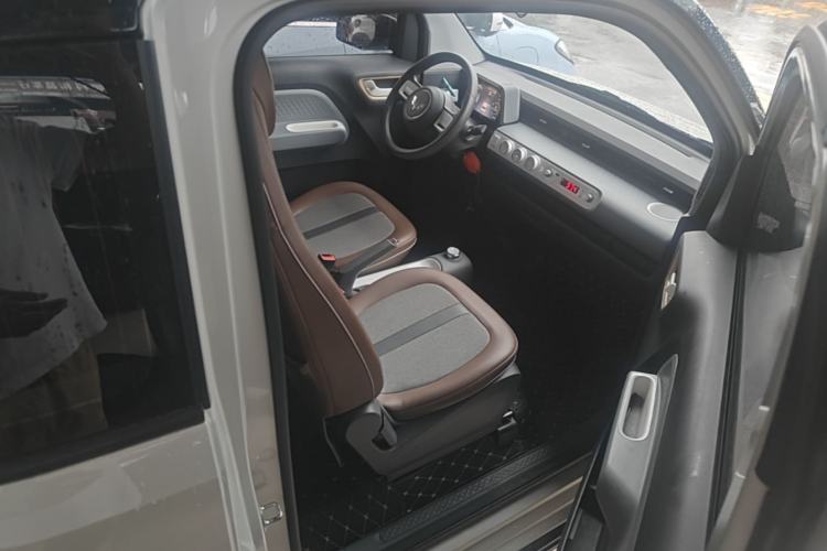 Used Wuling Hongguang MINIEV 2022 GAMEBOY 200km Gaming Edition with Lithium Iron Phosphate Right Front Seat