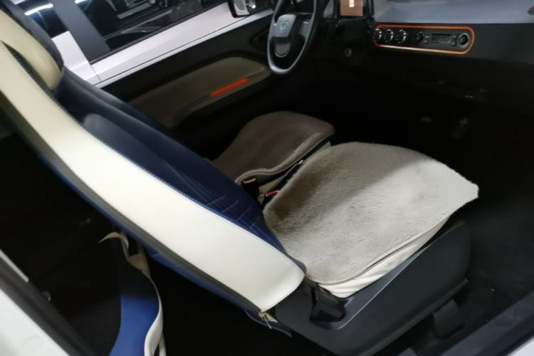Used Wuling Hongguang MINIEV 2022 Zizai Version Lithium-NMC Right Front Seat