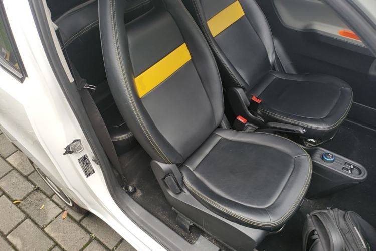 Used Wuling Hongguang MINIEV 2022 Zizai Version Lithium Iron Phosphate Right Front Seat